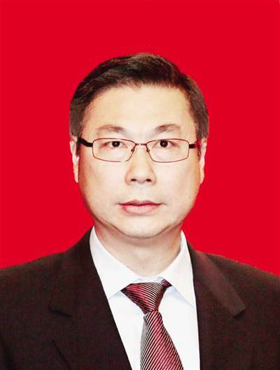 陈冰冰（安徽省第十四届人民代表大会社会建设委员会主任委员，省人民政府副秘书长）