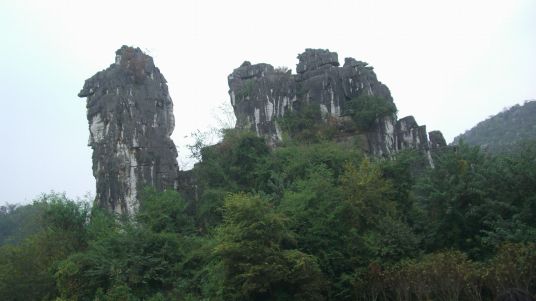 骆驼山（广西桂林山峰）