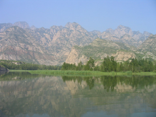 珍珠湖（北京市门头沟区珍珠湖）