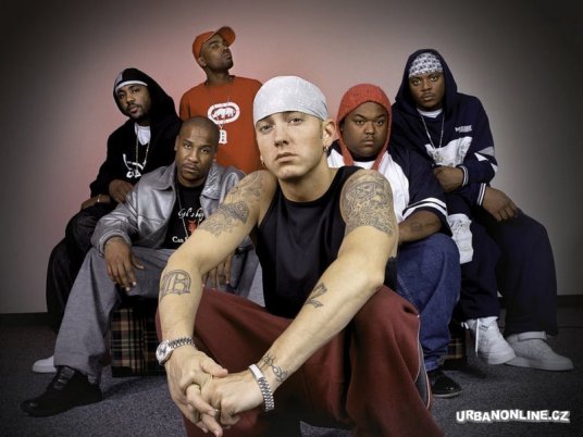 D12