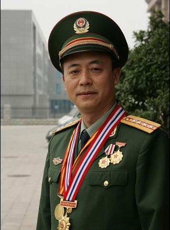 李玉明（武警医学院院长）