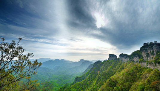 香炉山（四川南江香炉山）