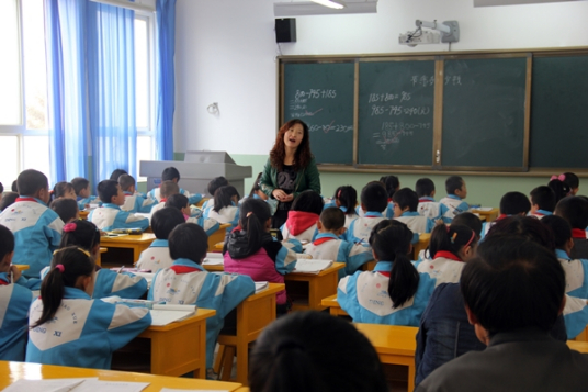 安定区永定路小学