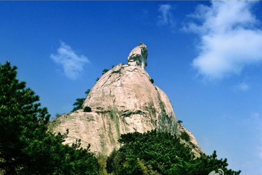 龟峰山风景旅游区