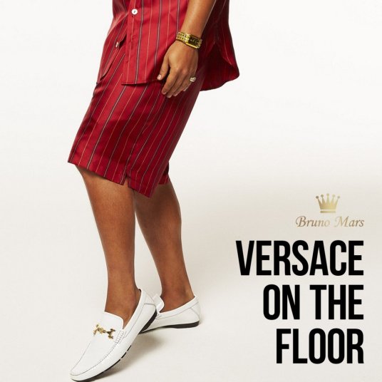 什么是Versace on the Floor