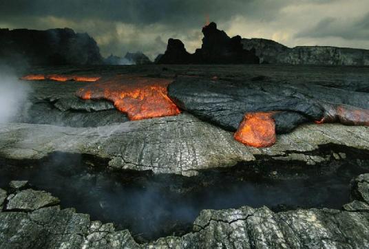 冒纳罗亚火山