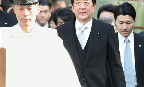 安倍为何事拒绝道歉？