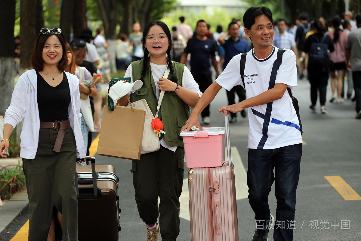 大学的校园生活是怎样的