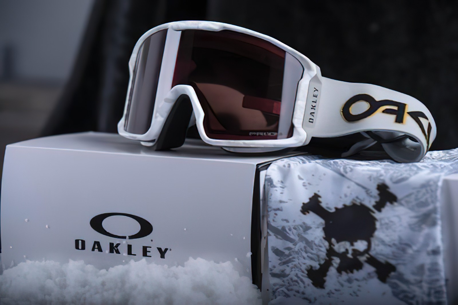 oakley是什么品牌？